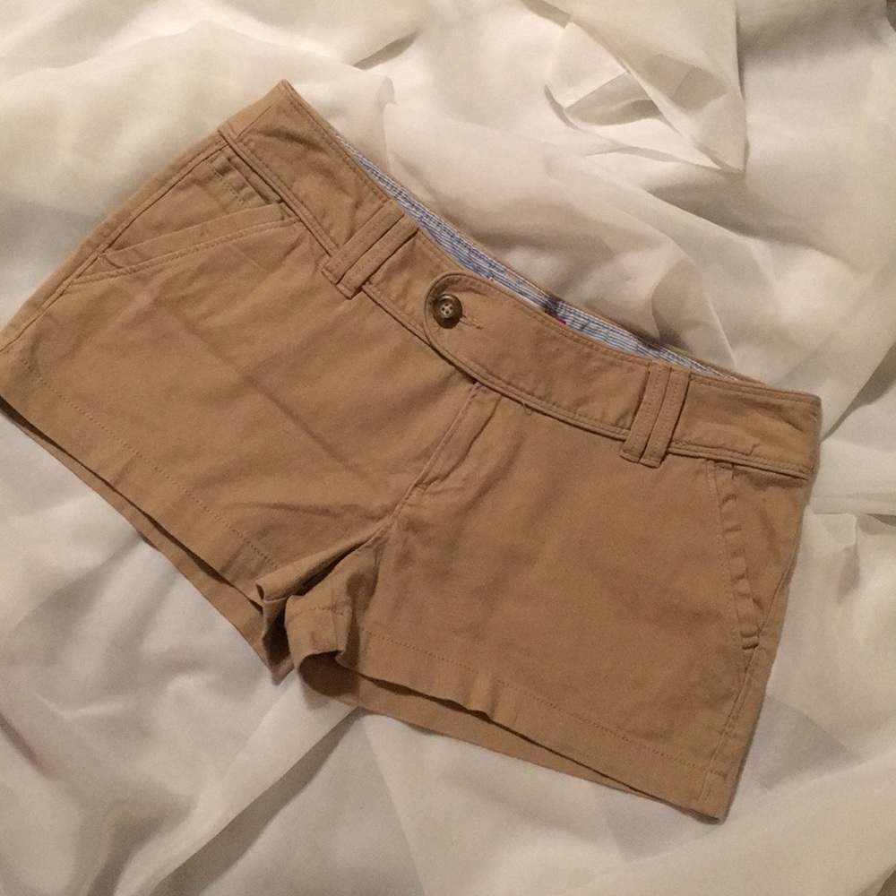 Like New - Tan Red Camel Shorts Size: 9